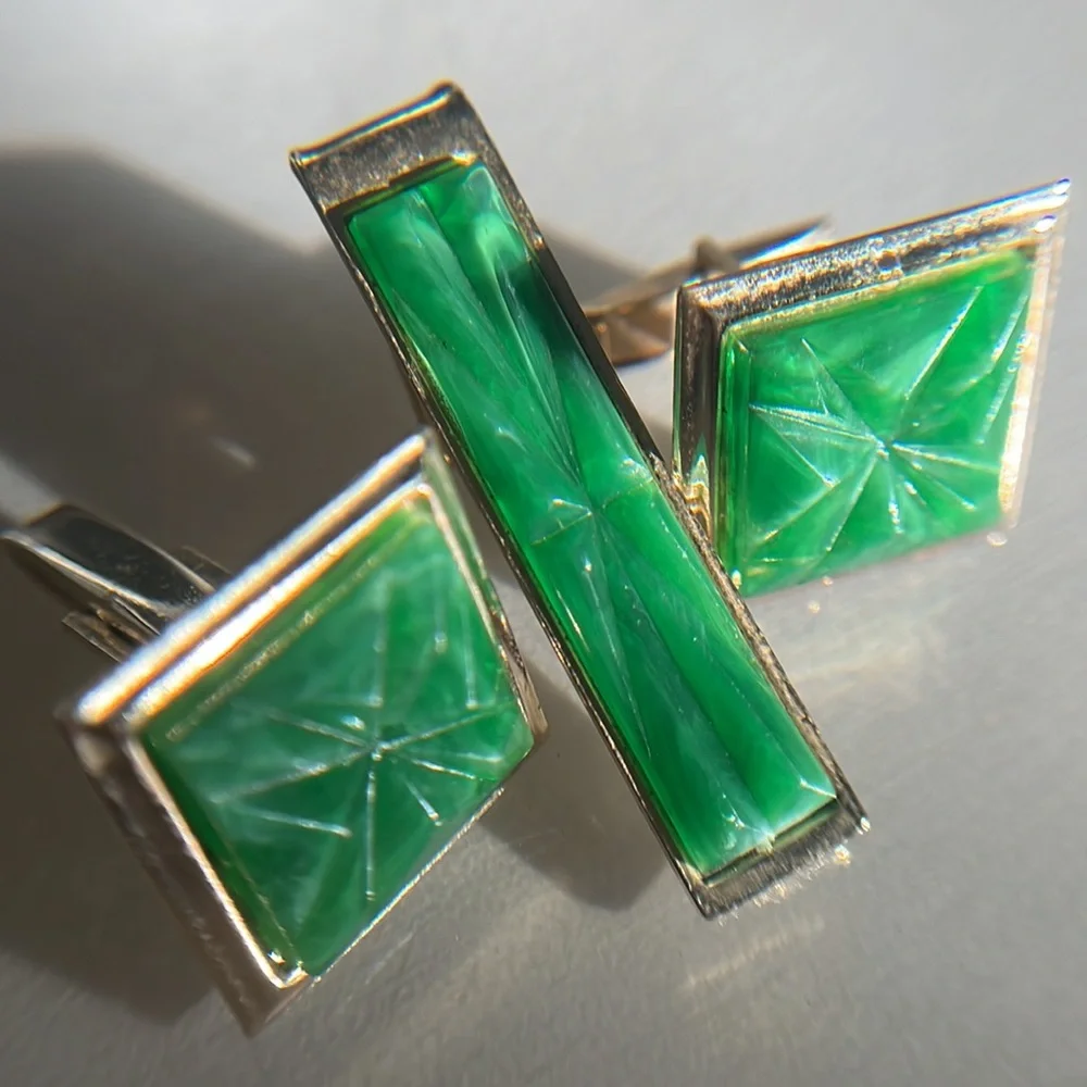 Vintage Jade Glass Toggle Cuff Links & Tie Bar